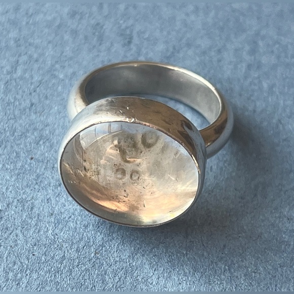 Vintage Sterling Silver Ring Quartz Cabochon Ring Salat < like a > Mood Ring - Picture 2 of 9